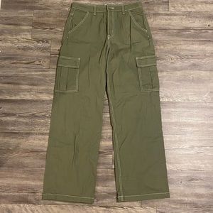 Green cargo pants